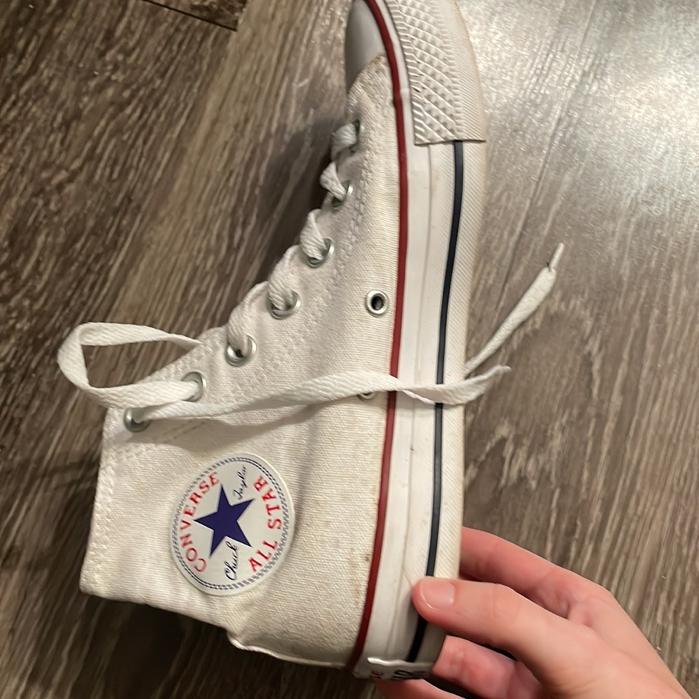 White Converse - Picture 3 of 6
